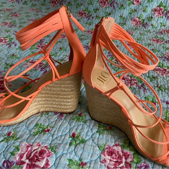 Jennifer Lopez strappy coral wedges - Picture 2 of 9